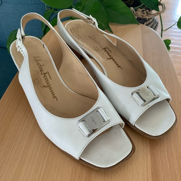 Salvatore Ferragamo White Neutral Slingback heels Sz 8 B - Picture 6 of 8